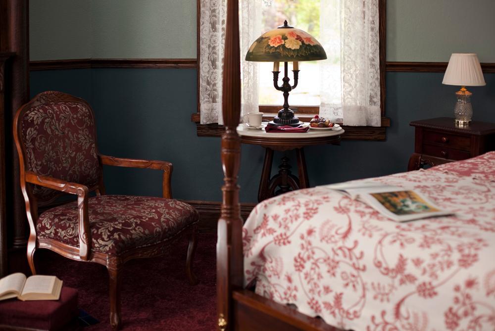 Old Rittenhouse Inn Бейфийлд Екстериор снимка