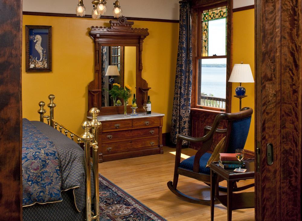 Old Rittenhouse Inn Бейфийлд Екстериор снимка